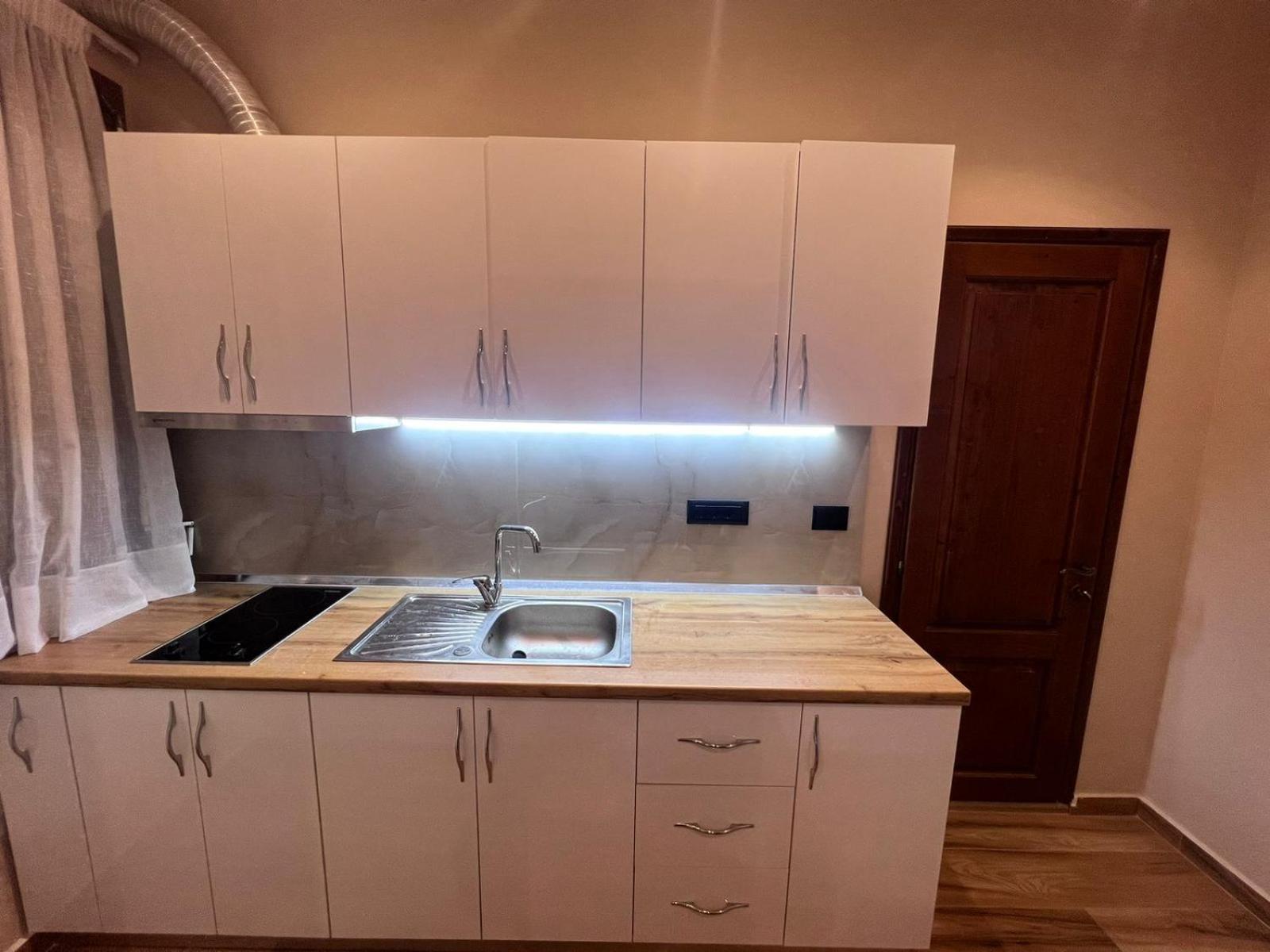 Vila Magis Vlorë Buitenkant foto