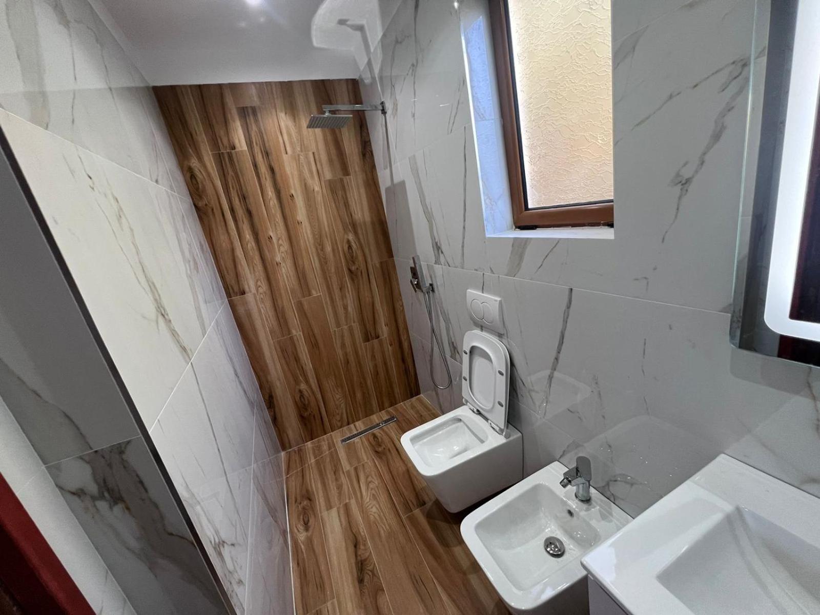 Vila Magis Vlorë Buitenkant foto